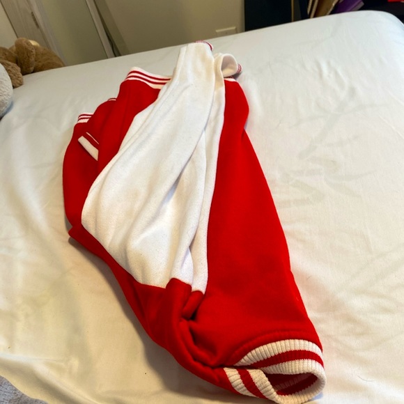 Ardene red and black sweater - Picture 4 of 4